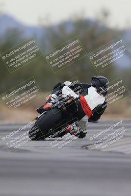 media/Sep-21-2025-Race Pace (Sun) [[98bf33ef95]]/Verified/2-Turn 2 Backside (835am)/